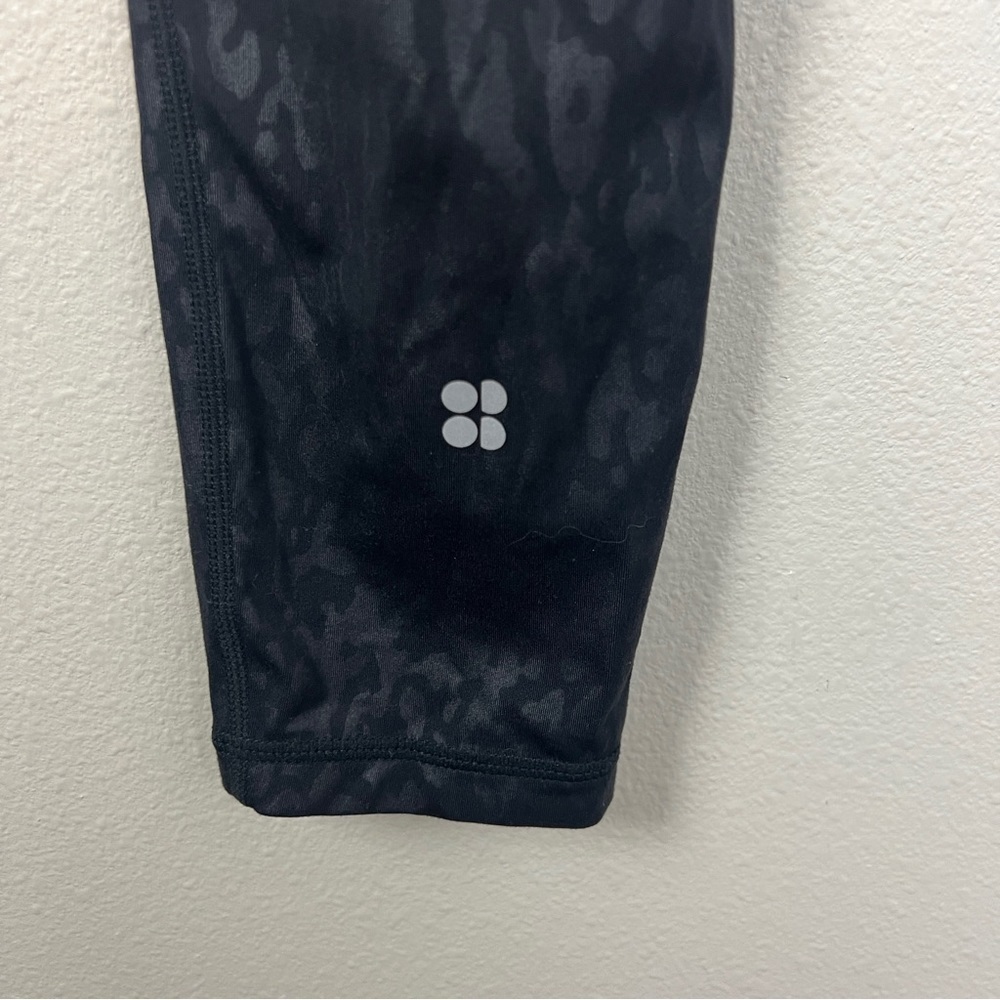 Sweaty Betty All Day Full Length Black Animal Emboss Leggings - Picture 4 of 6